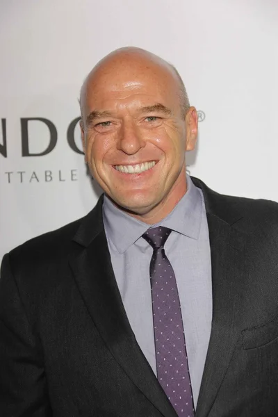 Dean Norris — Photo