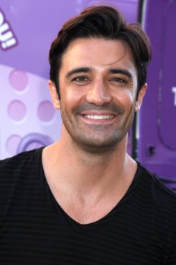 Gilles Marini.