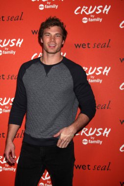 Derek Theler