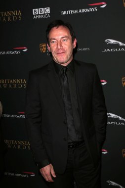 Jason Isaacs