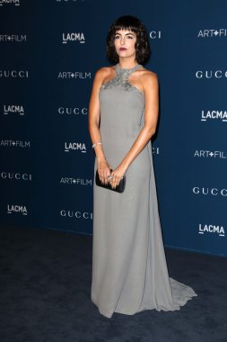 Camilla belle