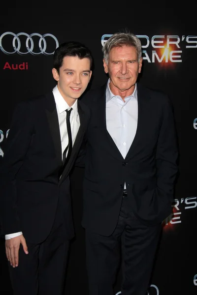 Asa Butterfield, Harrison Ford — Stock Photo, Image