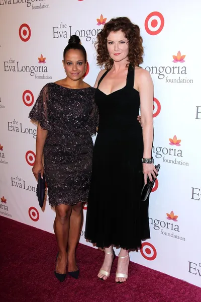 Judy Reyes, Rebecca Wisocky — Photo