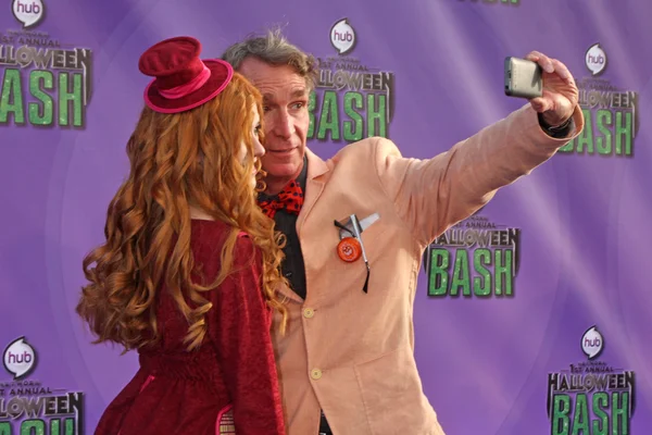 Katherine mcnamara a bill nye — Stock fotografie