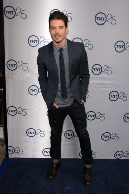 Josh Henderson