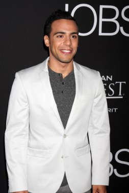 Victor Rasuk