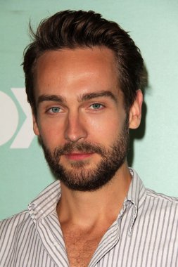 Tom Mison
