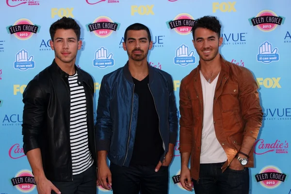 Nick Jonas, Joe Jonas, Kevin Jonas — Stockfoto