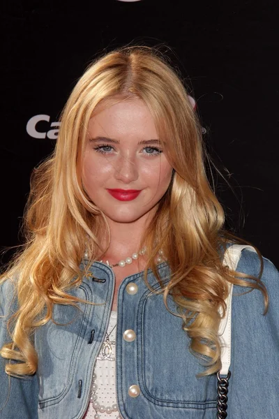 Kathryn Newton — Stockfoto