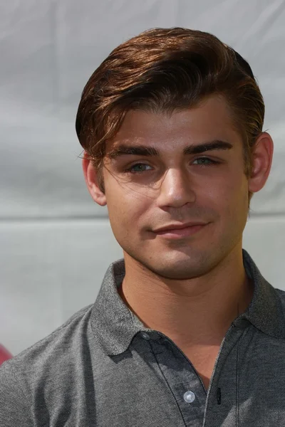 Garrett Clayton — Stock Photo, Image