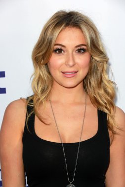 Alexa vega