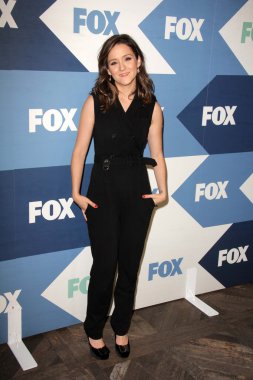 Shannon Woodward