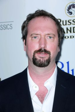 Tom yeşil