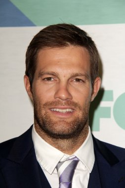 Geoff Stults
