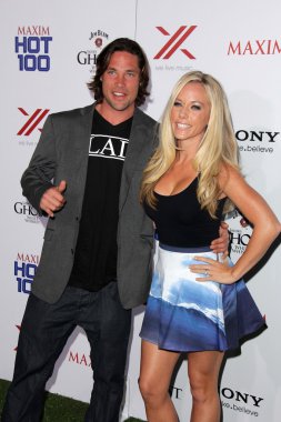 Rory Bushfield, Kendra Wilkinson