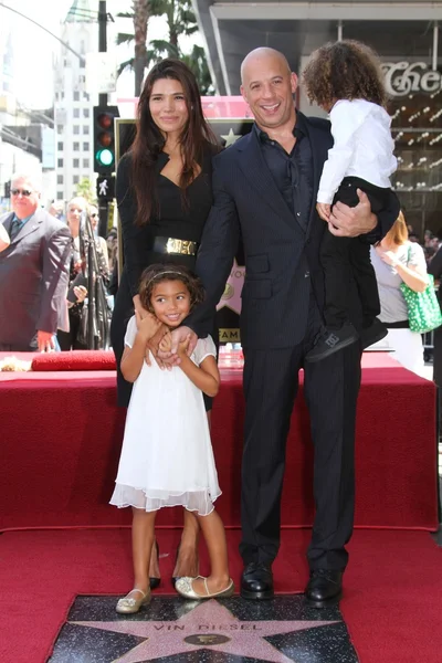 Vin Diesel and family — Stock Photo, Image