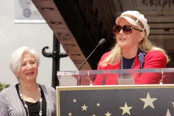 Olympia Dukakis, Diane Ladd — Stok fotoğraf