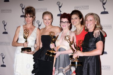 Erinn Hayes, Malin Akerman, Megan Mullally, Lake Bell, Zandy Hartig