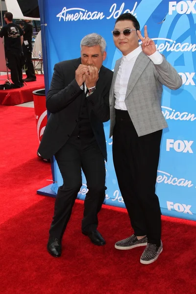 Taylor Hicks and Psy — Stock Photo, Image