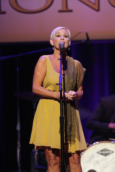 Морган, Лорри
