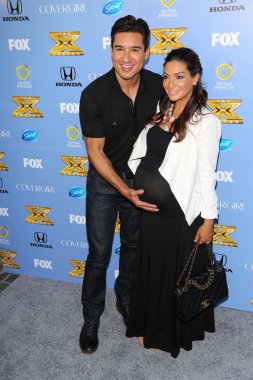 Mario lopez ve courtney laine mazza