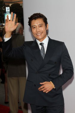 Byung-hun lee
