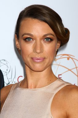 Natalie Zea