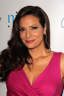 Constance Marie