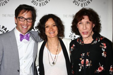 Dan Bucatinsky, Sara Gilbert, Lily Tomlin