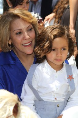 Guadalupe Rodriguez, Max Anthony