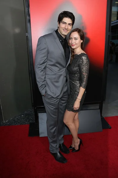 Brandon routh och courtney ford — Stockfoto