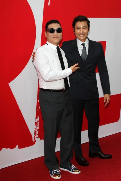 Psy and Byung Hun Lee — Stock Photo, Image