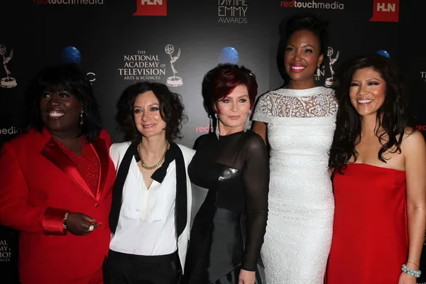 Sheryl underwood, sara gilbert, sharon osbourne, aisha tyler und julie chen — Stockfoto