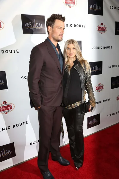 Josh duhamel i stacy ferguson — Zdjęcie stockowe