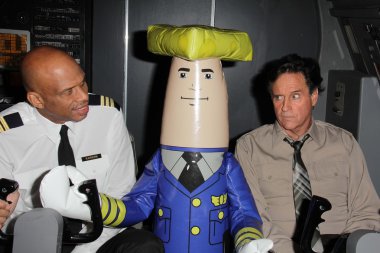 Kareem Abdul-Jabbar, Robert Hays