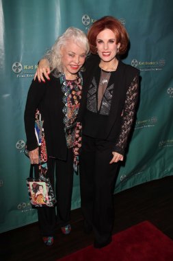 Lois aldrin, kat kramer
