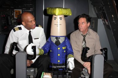 Kareem Abdul-Jabbar, Robert Hays