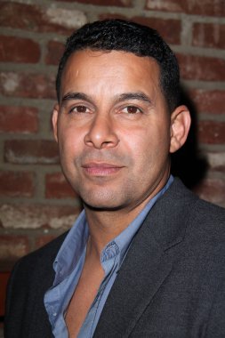 Jon Huertas