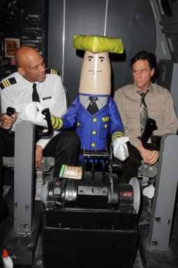 Kareem Abdul-Jabbar, Robert Hays