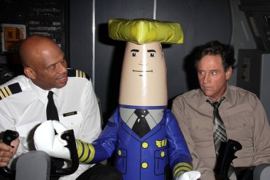 Kareem Abdul-Jabbar, Robert Hays