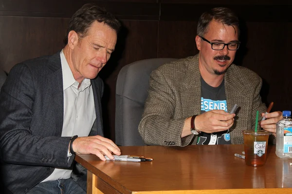 Bryan cranston och vince gilligan — Stockfoto