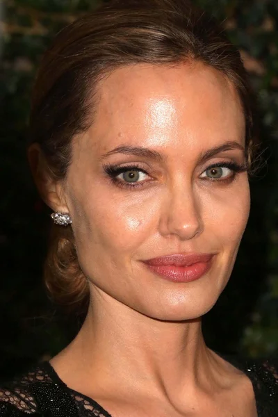 Angelina Jolie — Photo