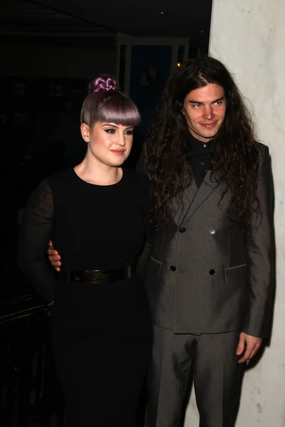 Kelly Osbourne y Matthew Mosshart — Foto de Stock