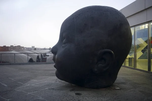 Madrid Spain June 2022 Day Night Sculpture Giant Baby Heads — Photo