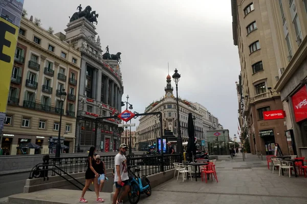 Madrid España Junio 2022 Madrid Calles Con Edificios Personas Madrid —  Fotos de Stock