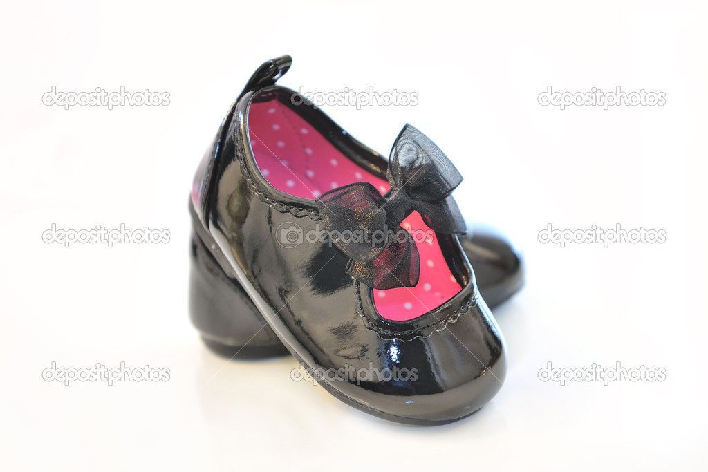 baby girl patent leather shoes