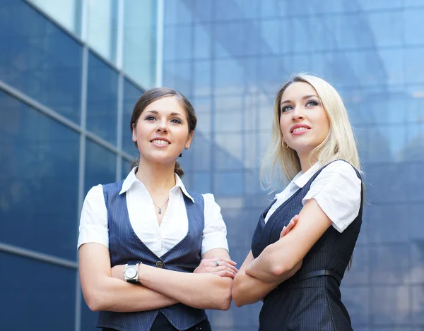 Two young attractive business women — Stock Photo, Image