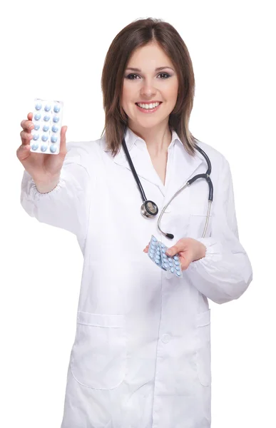 흰색 배경 위에 고립 된 젊은 매력적인 의사 — 스톡 사진