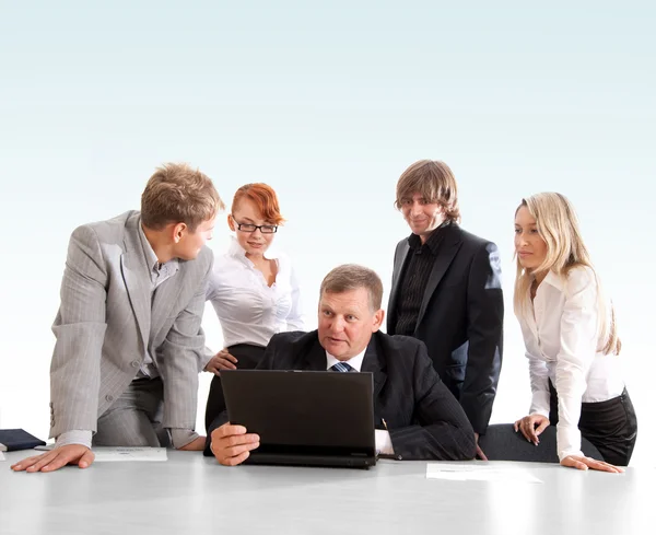 Unternehmensgruppe bei der Arbeit — Stockfoto