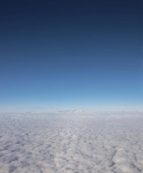 Gökyüzü ve Alpler — Stok fotoğraf